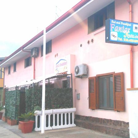 B&B Fantar House Carbonia Exterior foto
